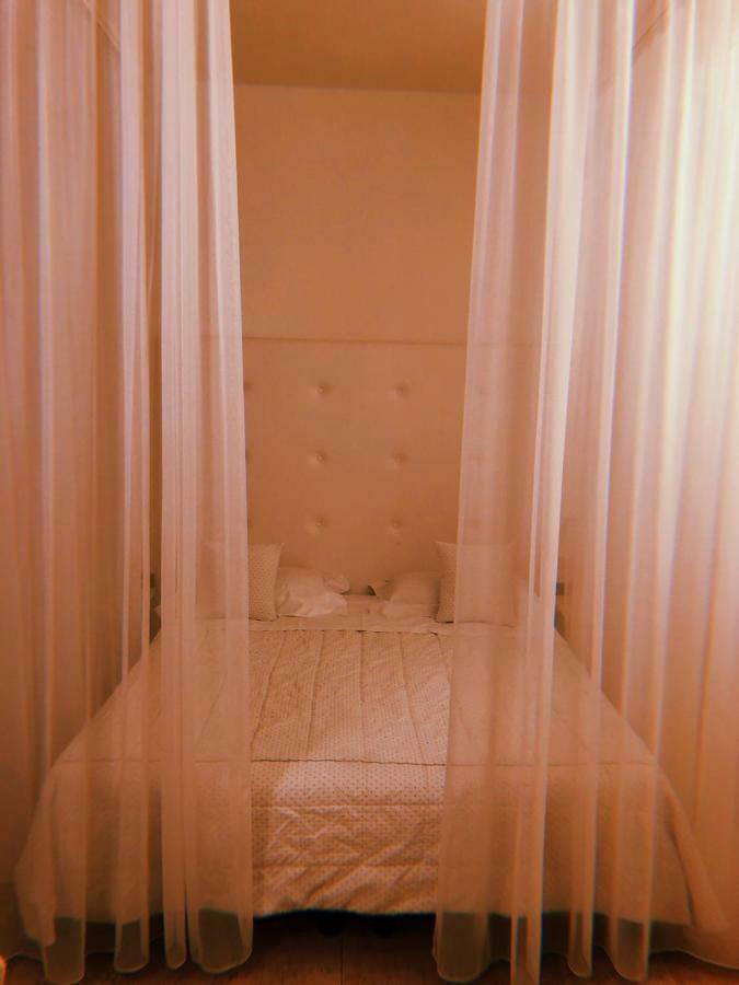 Hotel Europa Pallazzolo sullʼOglio Екстериор снимка